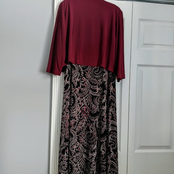 Ladies dress - Picture 5 of 6